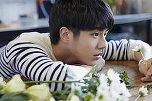 吃瓜娱乐拳击比赛直播引发热议，国产科技助力全民观赛体验升级